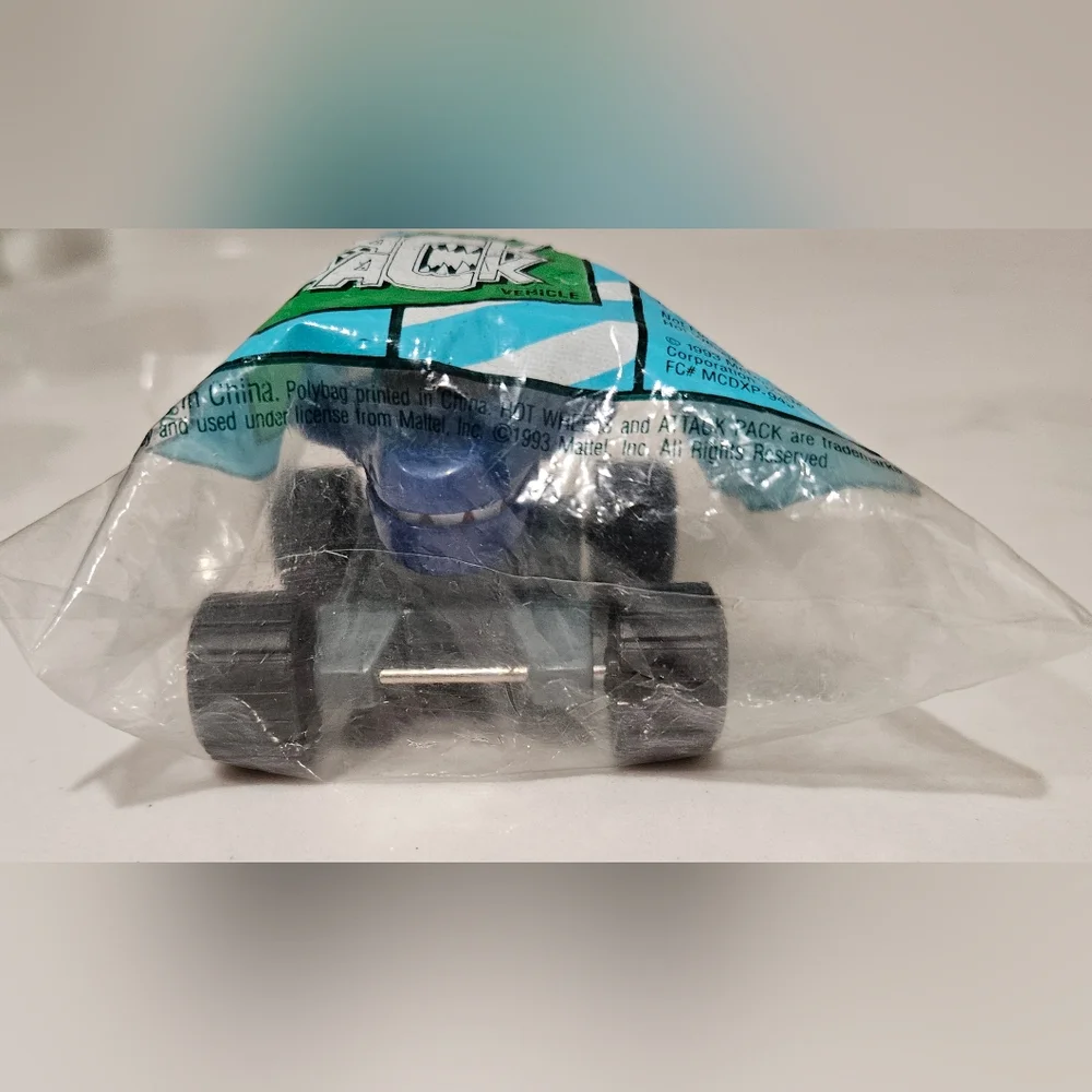McDonalds Happy Meal Toy Totally Toy Holiday Hot Wheels Attack Pack 1993 Vintage